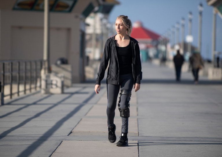 Young woman with cerebral palsy connects with others on a global scale